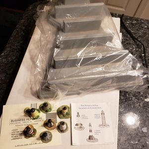 LENOX COLLECTIOB W/WOOD DISPLAY